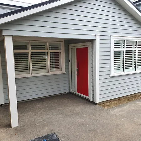 Newly Built 1 Bedroom Unit In Central Khandallah